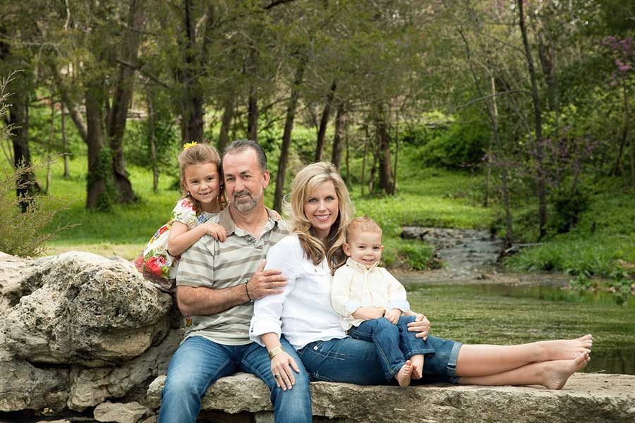 ea032de8-c92b-4156-81d8-687093865c92 Family Portrait Session