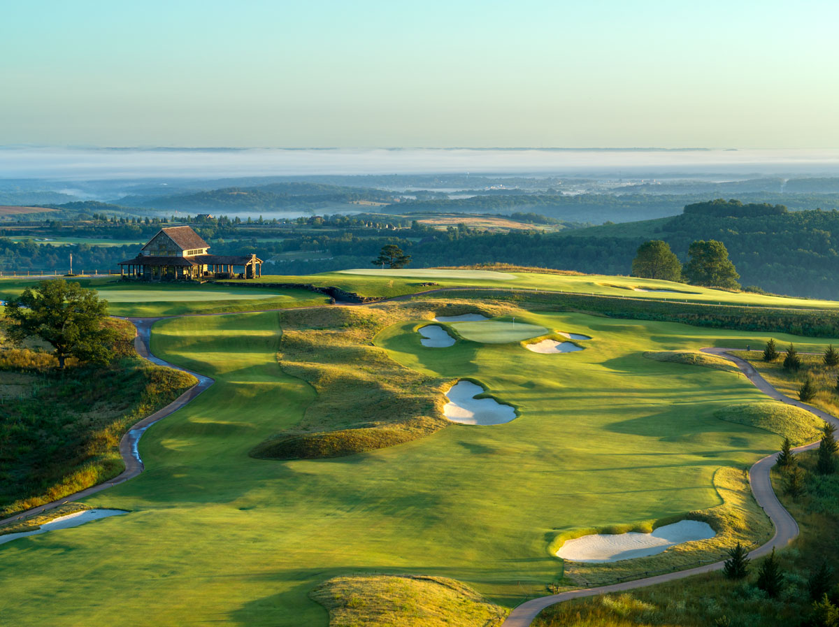 Ozarks National Clubhouse